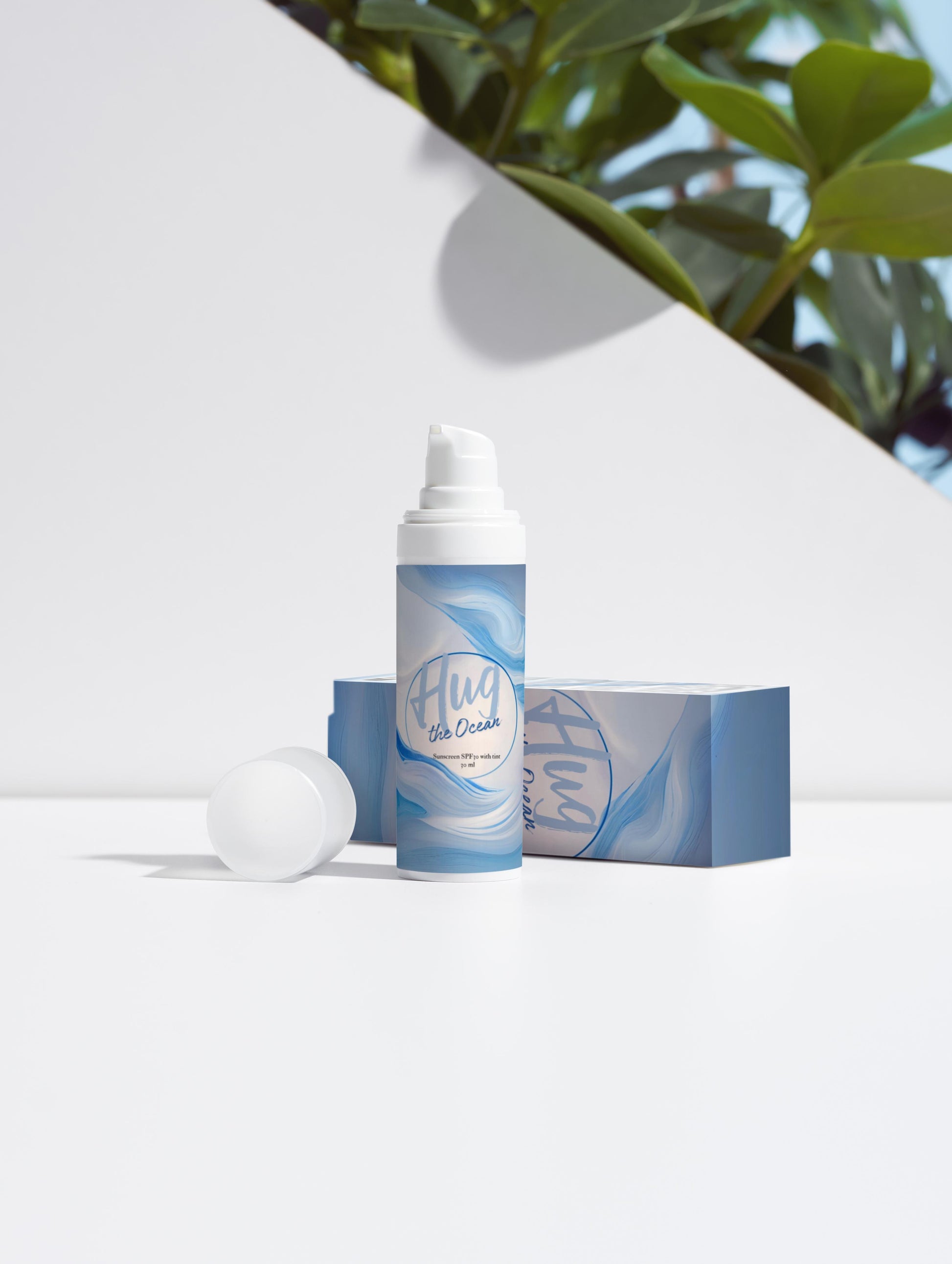 Sunscreen SPF30, with tint - Clean Skincare - Vegan - Ecologically Certified - Hug the Ocean - Nordic skincare - Product Shoot